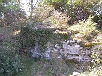 Vaucluse, Bollene, Site troglodyte de Barry, Mur (11)